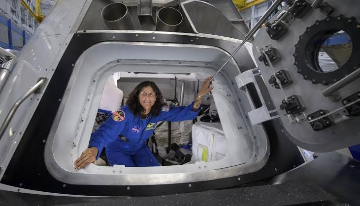 Indian-Born NASA Astronaut Sunita Williams Confident in Return Flight Amidst Boeing Starliner Challenges